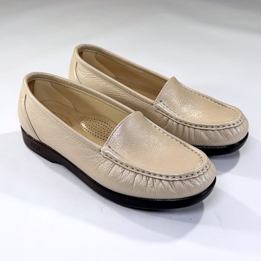 SAS Simplify Loafers Womens 6.5 WW Pearl Bone Leather Comfort Minimalist Shoes